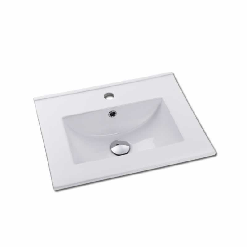 CS2018_White_01