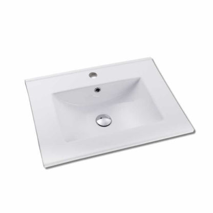 CS2418_White_01